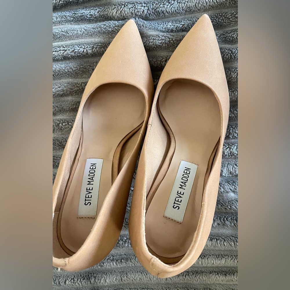 Steve Madden Women Daisie Dress Pump , Suede